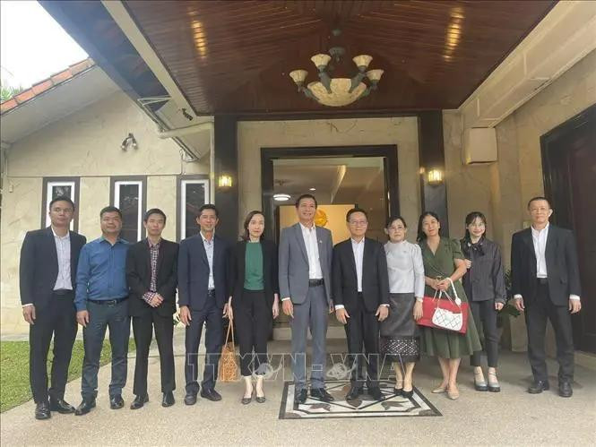 Le Vietnam félicite le Laos à l’occasion de sa Fête nationale