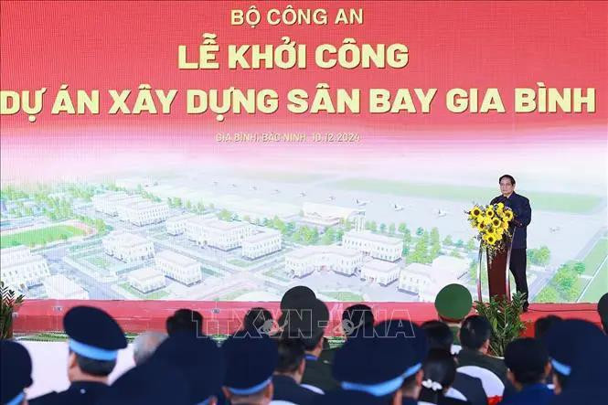 Le Premier ministre lance la mise en chantier de l'aéroport de Gia Binh