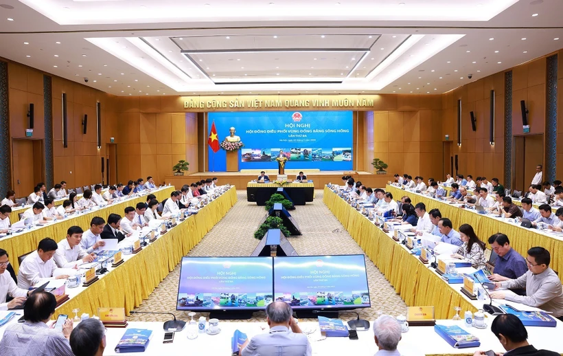 Panorama de la 3e conférence du Conseil de coordination de la région du delta du fleuve Rouge tenue jeudi 9 mai à Hanoï. Photo: VNA
