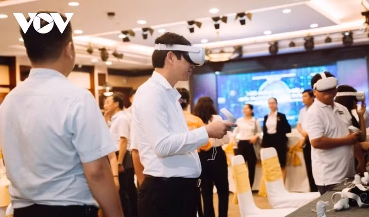 On peut découvrir Son Doong sous de nouveaux angles grâce à la technologie de réalité virtuelle. Photo: VOV