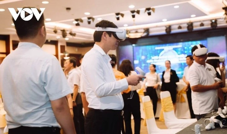 On peut découvrir Son Doong sous de nouveaux angles grâce à la technologie de réalité virtuelle. Photo: VOV