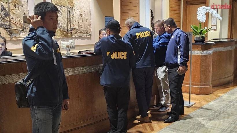 Des policiers thaïlandais sont présents sur place. Photo : Khaosod