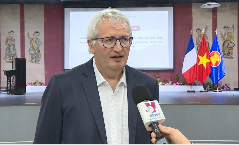 Le Dr Eric Coudray. Photo : VNA