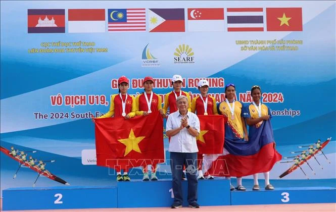 Le Vietnam en tête aux Championnats d'Asie du Sud-Est d'aviron et de canoë 2024. Photo : VNA