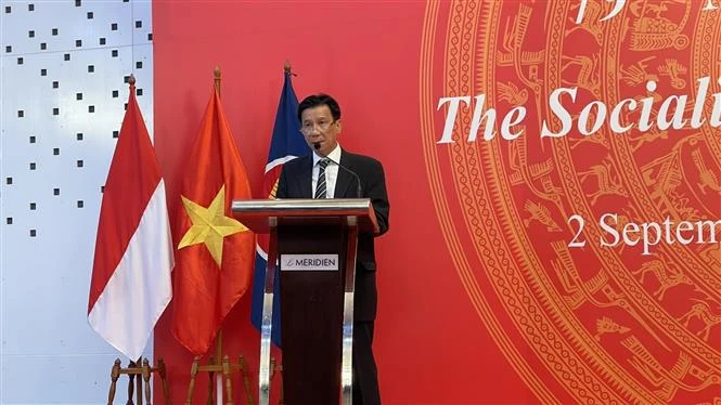 L'ambassadeur du Vietnam en Indonésie, Ta Van Thong s'exprime lors de la cérémonie. Photo : VNA