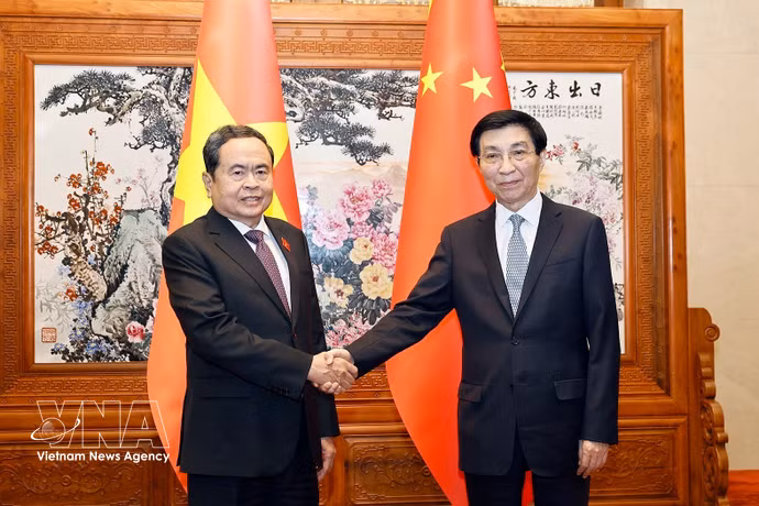 Le Vietnam et la Chine renforcent la coopération et consolident les liens d’amitié