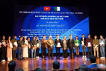 Montage d'une pièce sur le Président Ho Chi Minh d'un célèbre dramaturge algérien