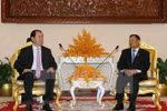 Le président du Vietnam rencontre des dirigeants cambodgiens
