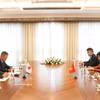 Le membre du Bureau politique et ministre des Affaires étrangères Lê Hoai Trung (droite). Photo: VNA
