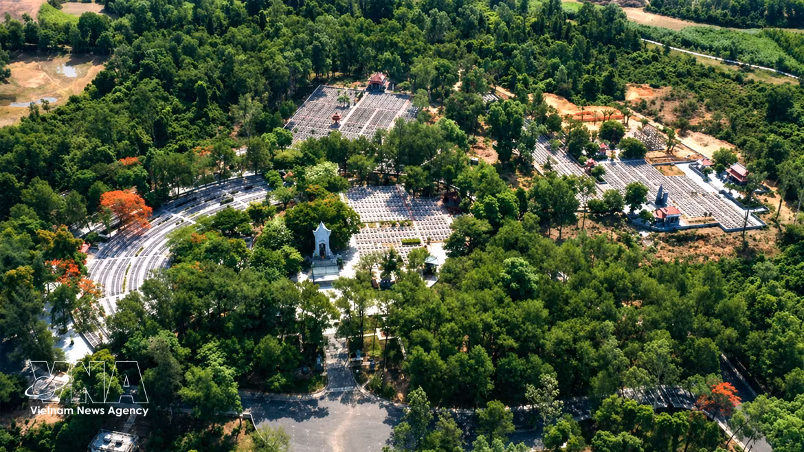 Le Cimetière national des martyrs de Truong Son, symbole de reconnaissance nationale