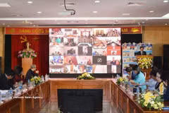 La cérémonie de lancement de la Journée d’honneur de la langue vietnamienne ainsi que du programme de sélection des "Ambassadeurs de la langue vietnamienne" à l’étranger pour 2026. Photo: VNA