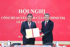 Trân Phong (gauche) et Lê Minh Hung (droite). Photo: VNA