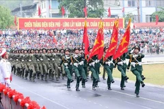 Les officiers et soldats de l'Armée populaire du Vietnam. Photo: VNA