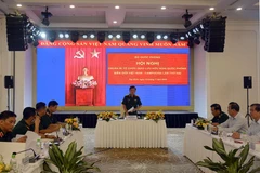 Le général de corps d’armée Hoàng Xuân Chiên, vice-ministre de la Défense, s'exprime lors de la réunion. Photo: VNA
