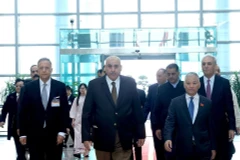 Le président de la Chambre des représentants jordanienne arrive à Hanoi. Photo: VNA