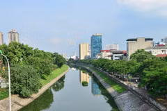 La rivière Tô Lich. Photo: nhandan.vn