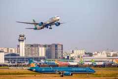 Des avions à l'aéroport international de Tân Son Nhât, à Hô Chi Minh-Ville