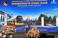 L’ambassadeur du Vietnam en Allemagne, Nguyên Dac Thanh, s'exprime lors de la cérémonie. Photo: VNA