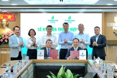 Cérémonie de signature de l'accord de coopération. Photo: petrotimes.vn