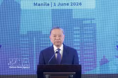 Le secrétaire général du Parti communiste du Vietnam et président de la République, Tô Lâm, s'exprime lors du forum. Photo: VNA