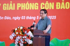 Le Premier ministre Pham Minh Chinh s'exprime lors de la rencontre. Photo: VNA