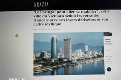 Un article publié dans le magazine Grazia qualifie Da Nang de « Miami de l’Asie », une destination attrayante pour des retraités français grâce à son climat ensoleillé, ses eaux turquoise et un rythme de vie paisible. Photo: VNA