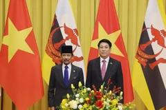 Le sultan de Brunei Hassanal Bolkiah conclut sa visite d’État au Vietnam
