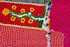Les 95 ans de la fondation du Parti : la capitale parée de drapeaux et de fleurs