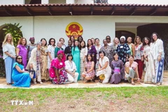 Les déléguées au programme. Photo: VNA