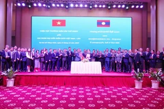 Vietnam et Laos boostent leur coopération en matière de gestion et de développement des frontières. Photo: VNA