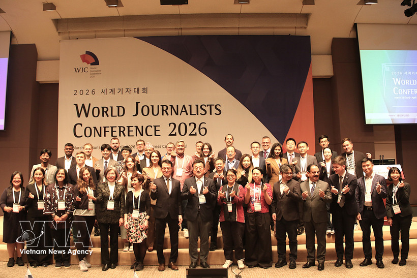 Des représentants de médias de différents pays participent à la Conférence mondiale des journalistes 2026. Photo : VNA