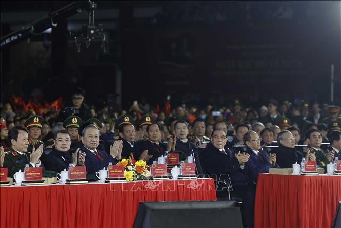 Le secrétaire général du Parti To Lam lors du programme. Photo : VNA