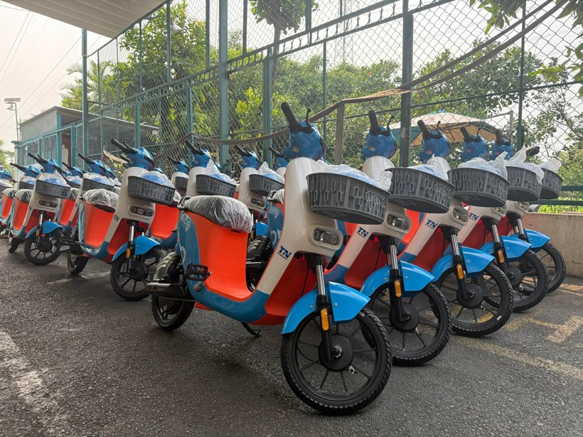 Au total, 500 vélos électriques en libre-service devraient être mis en service sur l'ensemble du réseau de stations de Hô Chi Minh-Ville en mars. Photo : Centre de gestion des transports publics de Hô Chi Minh-Ville