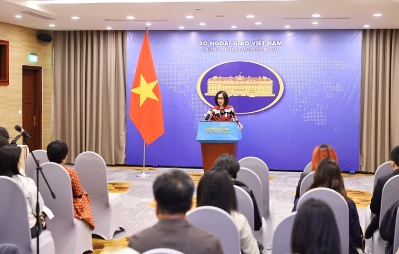 Lors du point de presse périodique du ministère des Affaires étrangères. Photo : VNA