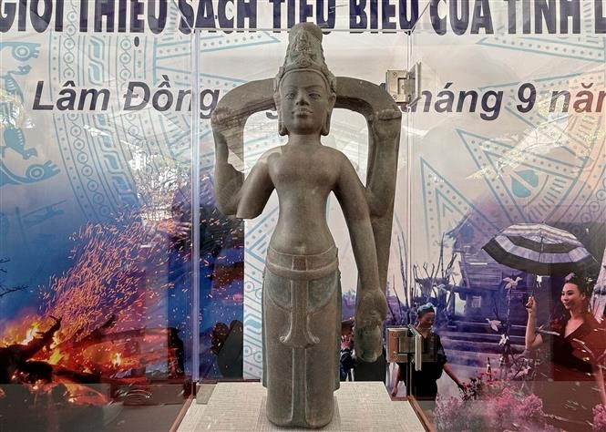 La statue d’Avalokitesvara Bac Binh est reconnue Trésor national par décision n°1712/QĐ-TTg du 31 décembre 2024 du Premier ministre. Photo: VNA