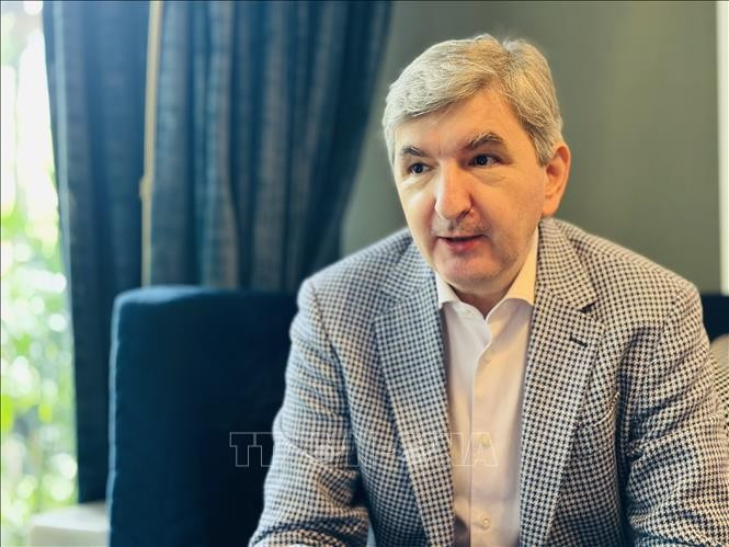 l’ambassadeur de Lituanie à Singapour, également accrédité au Vietnam, Darius Gaidys. Photo: VNA