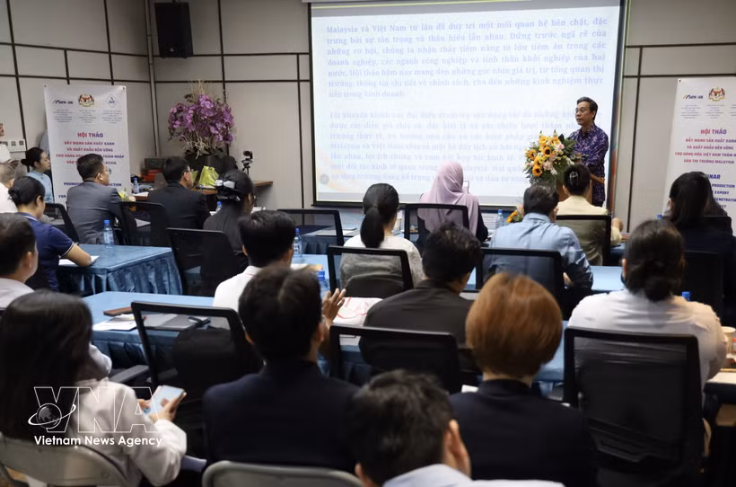 Séminaire intitulé "Promouvoir la production verte et l'exportation durable des marchandises vietnamiennes sur le marché malaisien" à Ho Chi Minh-Ville. Photo: VNA
