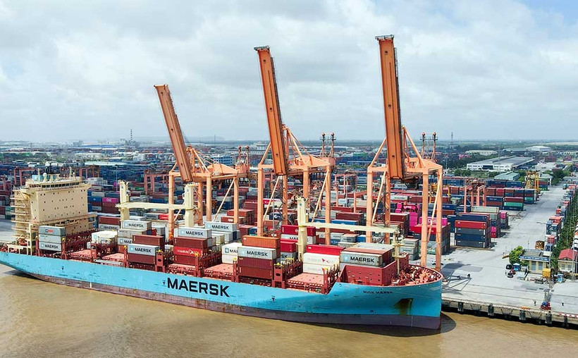 Avec une croissance de 16,2 % du chiffre d’affaires à l’export sur 10 mois, les exportations vietnamiennes en 2025 sont en bonne voie pour atteindre un nouveau record. Photo: baodautu.vn