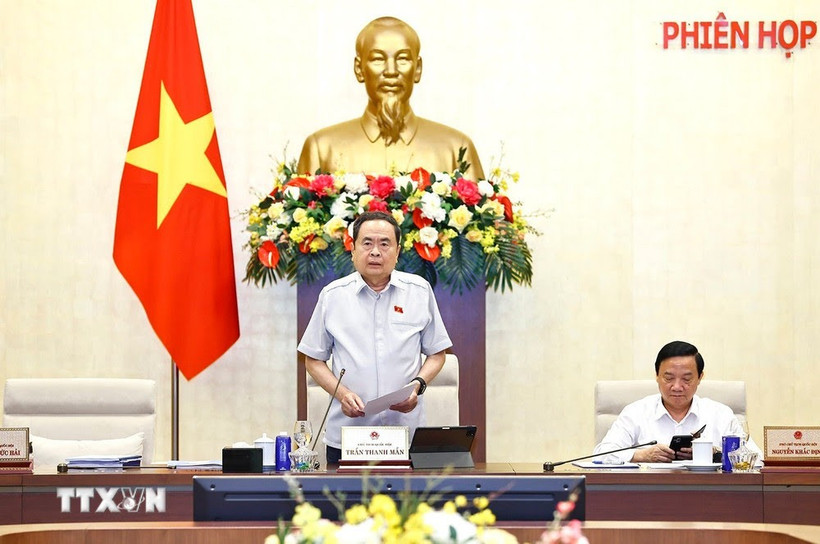 Le président de l’Assemblée nationale, Tran Thanh Man, s'exprime lors de la réunion. Photo: VNA