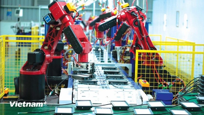 Une approche holistique permet de s'attaquer au problème de l'optimisation des bénéfices tirés des ressources publiques afin de bâtir une économie indépendante et autonome. Photo: Vietnam+