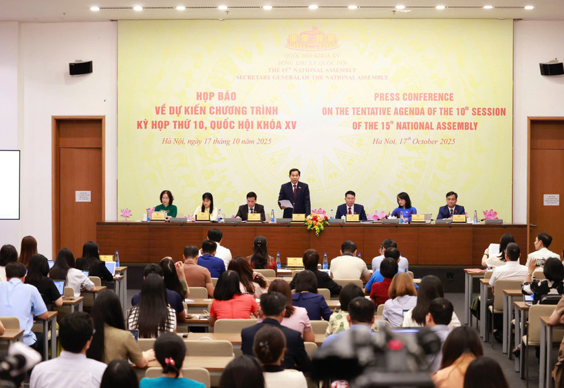 Panorama de la conférence de presse. Photo: VNA