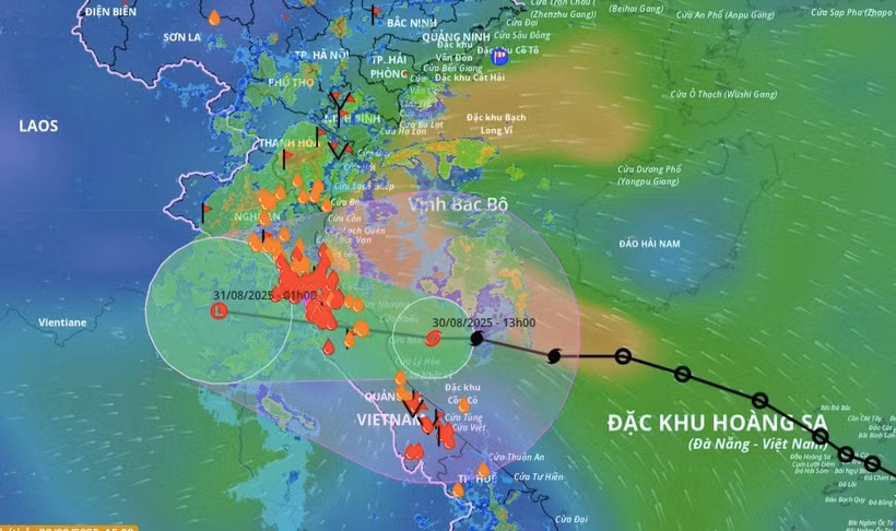 Le typhon Nongfa s’approche du Centre du Vietnam. Photo : Système vietnamien de surveillance des catastrophes naturelles