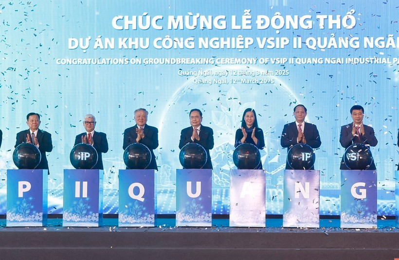 Cérémonie de lancement des travaux du parc industriel VSIP II à Quang Ngai. Photo: VNA