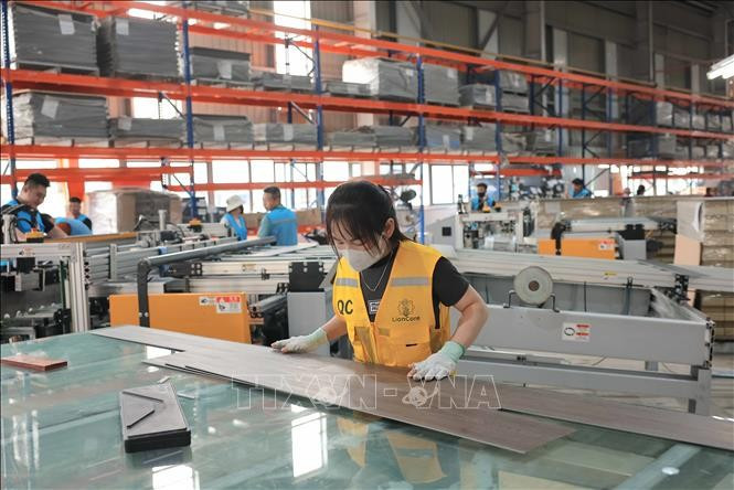 Chez la Sarl industrielle Lioncore Vietnam, province de Quang Ninh. Photo: VNA