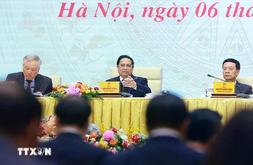Le Premier ministre Pham Minh Chinh préside une réunion concernant le projet 06. Photo : VNA