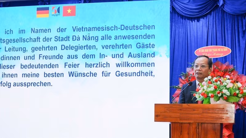 Nguyen Huu Lai, président de l’Association d’amitié Vietnam – Allemagne de Da Nang, lors de l'événement. Photo: nhandan.vn