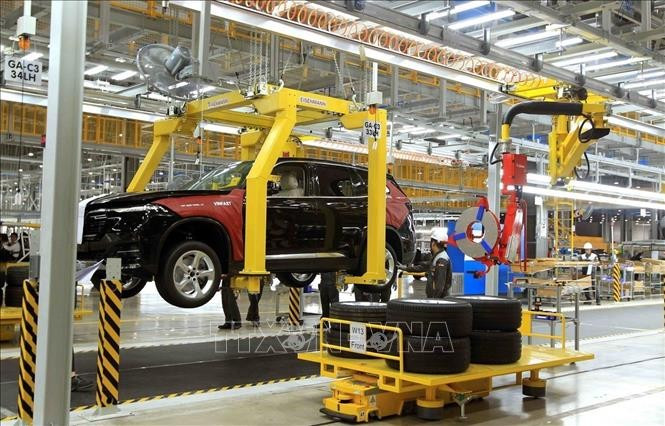 Production automobile à l'usine Vinfast du groupe économique privé Vingroup à Cat Hai, Hai Phong. Photo : VNA