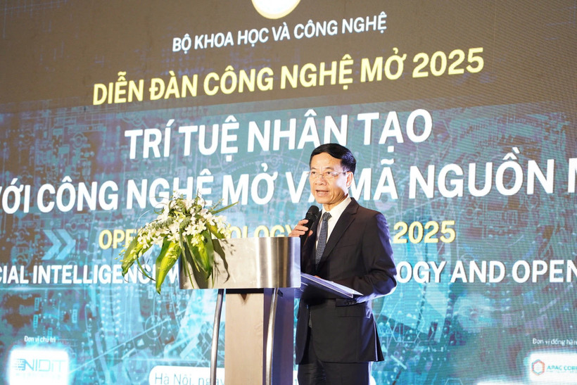 Le ministre des Sciences et des Technologies, Nguyen Manh Hung, lors du Forum. Photo: baochinhphu.vn