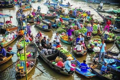 Can Tho est l'âme vibrante du delta du Mékong au Vietnam, un lieu où l'eau est omniprésente, des marchés flottants aux maisons sur pilotis, en passant par les bateaux de riz et les temples au bord du fleuve. Photo : Vietnam Travellog