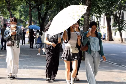 Les conditions météorologiques devraient s’aggraver mercredi 3 juin, avec des températures prévues entre 35°C et 38°C dans de nombreuses régions, et pouvant même dépasser les 39°C localement. Photo: VNA